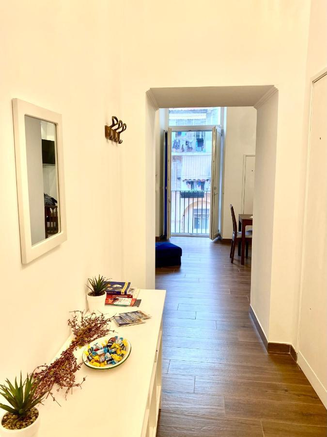 Silvi'S House Apartment เนเปิลส์ ภายนอก รูปภาพ